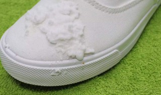 帆布鞋发黄洗白小窍门 帆布鞋发黄洗白方法