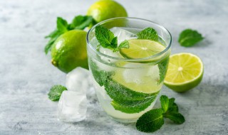 白天可以喝柠檬水吗 白天能喝柠檬水吗