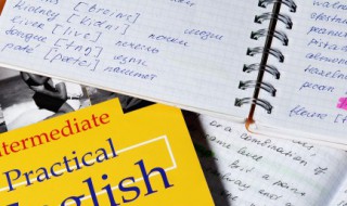 裤子用英语怎么说 裤子用英语如何说