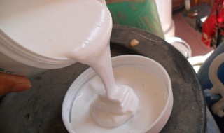 白乳胶怎么清洗最干净 白乳胶清洗方法