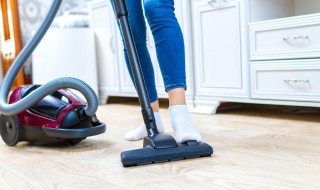 地板硅胶怎么清洗干净 地板胶怎么清理才干净