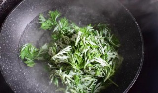 煮艾叶水可以洗澡好吗 煮艾叶水洗澡的好处