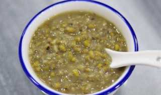 喝了变质的绿豆汤会怎么样 喝了变质的绿豆汤会怎么办