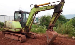 挖掘机平地装车技巧 几点技巧分享