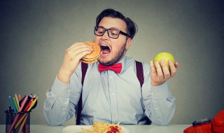 饿了英语怎么说 肚子咕咕叫应该这样说