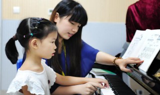 学钢琴的步骤 初学者的入门建议
