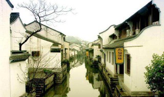 江南听雨原唱 听窗外的雨说话 听雨的故事