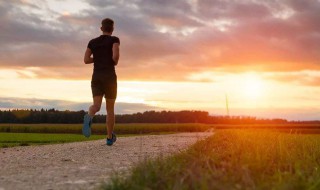 中年跑步正确方法 中年跑步的正确方法是什么