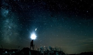 关于星空的唯美句子 描写唯美星空的句子