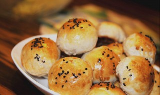 榨菜月饼如何做 怎样制作榨菜鲜肉月饼