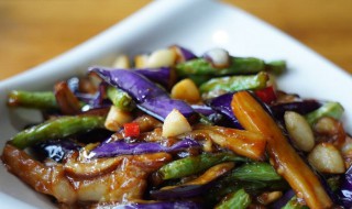 豆角炖茄子如何做 豆角炖茄子怎么做