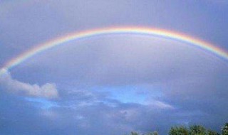 彩虹是怎么形成的简短 彩虹的形成简单介绍