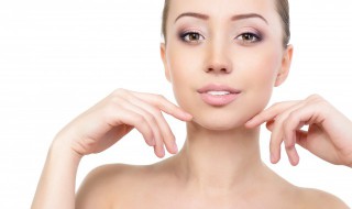 粉底液怎么涂 粉底液的涂法