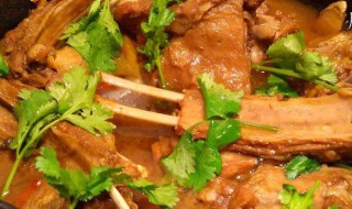 怎么做酸菜羊排 酸菜羊排的做法介绍