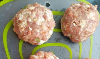 搓丸子正确方法 怎么正确搓丸子