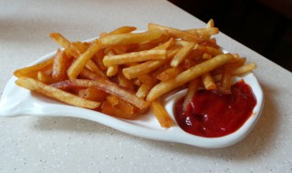 简单家常炸薯条的做法 好吃家常炸薯条的做法