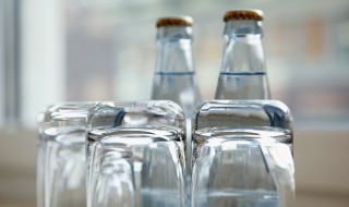 怎样清理杯子有味道 如何去除杯子上的异味