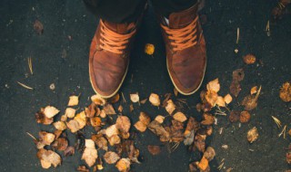 翻毛鞋脏了怎样清理 如何清洁翻毛鞋