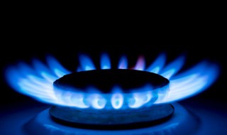 怎样清理天然气灶的黑垢 如何清理天然气灶的黑垢