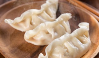 怎样煮饺子不粘锅不破皮 如何煮饺子不粘锅不破皮