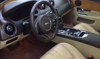 怎么清洗汽车内饰干净快捷 如何清洗汽车内饰干净快捷