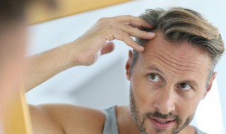 吃什么防止头发变白 吃哪些东西防止头发变白