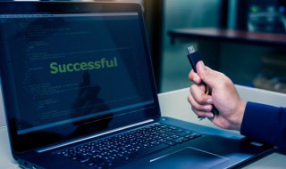 电脑显示屏闪屏怎么办 电脑显示器闪屏怎么处理