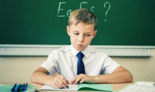 莫等闲白了少年头空悲切!的意思是什么 诗句莫等闲白了少年头空悲切什么意思