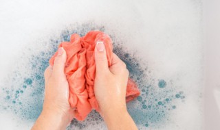 新衣服洗后缩水严重怎么处理 该怎么做才能恢复原样?