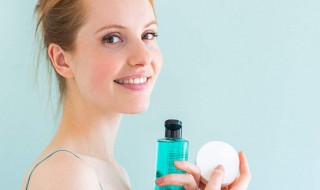 晚上洗脸后要不要擦护肤品 为什么