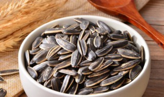 如何做简单五香瓜子 五香瓜子的简单做法