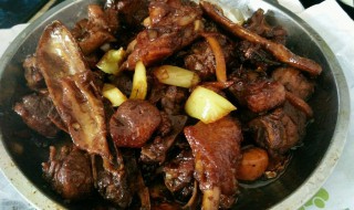 鸭炖菜干怎么做 怎么做鸭炖菜干
