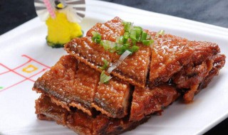 红烧带鱼的家常做法简单的方式 家常红烧带鱼的简单做法