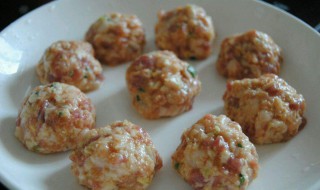 肉团制作教程 猪肉馅团的制作方法