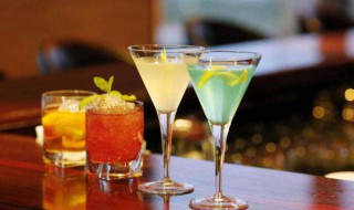 简单鸡尾酒 简单鸡尾酒的做法