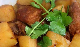 排骨炖土豆怎么做 如何做排骨炖土豆