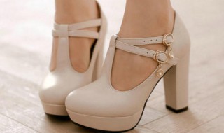 粗鞋跟磨损修补小窍门 粗鞋跟磨损修补小窍门分享