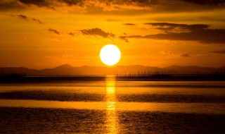 夕阳落幕悲伤的句子 怎么写出夕阳的感觉