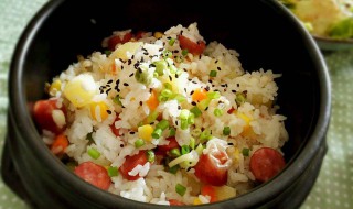 腊肠饭怎么做 腊肠饭正宗做法