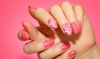 做美甲快速技巧 超实用的美甲小技巧