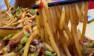 鸡肉炒米粉如何做 鸡肉炒米粉的烹饪方法