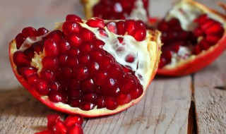 生榨石榴汁方法 生榨石榴汁方法介绍