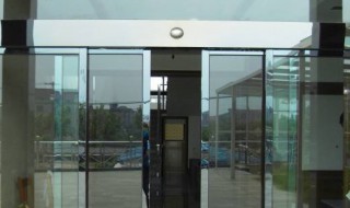 玻璃门保养方法 保养玻璃门的妙招