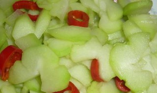 清炒生瓜怎么做 炒角瓜的方法