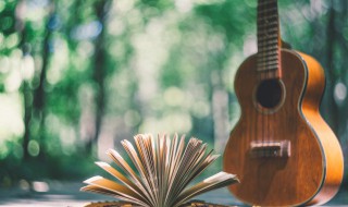 吉他站着弹技巧 怎么弹出来好听