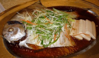 清蒸扁鱼方法 自己做清蒸扁鱼的方法