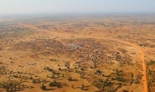 描写枯地的句子 关于写枯地的句子