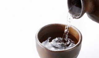 夸白酒的好句子 如何赞美酒