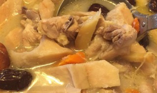 做清淡鸡煲方法 做清淡鸡煲方法与步骤