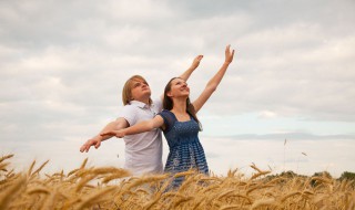 简短情侣网名不非主流 有什么比较好听的情侣网名